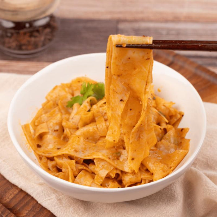 SAYLALA Super Wide Chili Oil Noodles | Instant Ramen - 440g